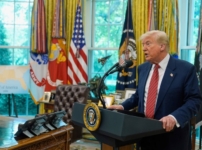 Үндістан мен Пәкістан бітімге келді. Трамп бұл тұстан да «табыла кетті»
