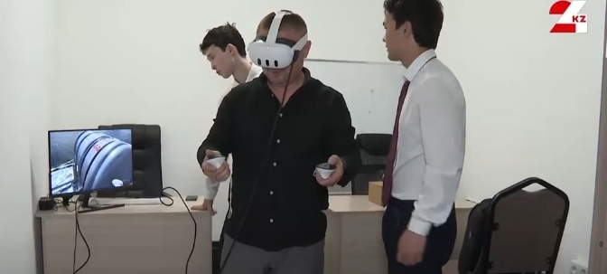 Ақтау оқушылары теңізшілерді қауіп-қатерден сақтайтын VR-жаттығу құралын ойлап тапты
