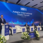 Арман Шаккалиев открыл международную выставку в Астане, объединившую 159 мировых торговых марок