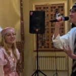 Америкалық жас жұбайлар Атырауда қазақшалап той өткізді