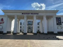 «Әдебиет пен театрдың тоғысы». «Жастар театрының» төрінде алқалы жиын өтеді