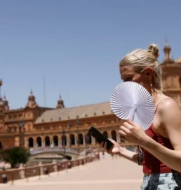 «Испанияда аптап ыстық». Метереологтар дабыл қақты