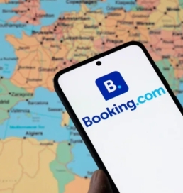 10 мыңнан астам қонақ үй Booking.com-ды сотқа беріп, «құйтұрқыланды» деп айыптады