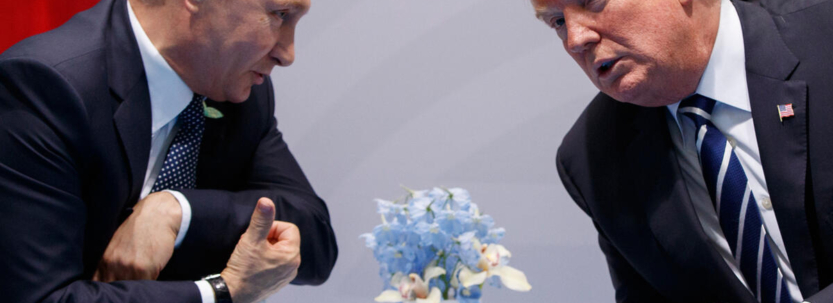 Зеленский бұл жолы қалыс қалды. Дональд Трамп пен Владимир Путиннің Аляскада кездесетіні хабарланды