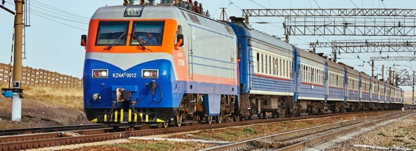 «Еліміздегі теміржол желісінің 57%-ы тозып тұр» — Көлік министрі Нұрлан Сауранбаев