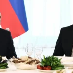 Пекинде ұшырасып қалған Путин мен Ильхам Әлиев салқын сәлемдесті. Екі ел арасындағы даудың себебі не?