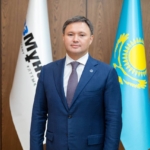 «ҚазМұнайГаз» ҰК АҚ Басқарма төрағасы әріптестеріне ақ тілегін жолдап, кәсіби мереке күнінде құтты болсын айтты