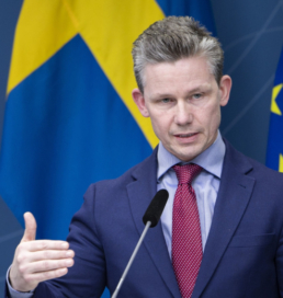 Швецияның Қорғаныс министрі «Ресеймен соғысатын уақыт жеткенін айтып», қызу дайындыққа көшуге шақырды