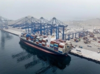 Қытай сауда жолында «қар құрсанып, мұз жастанды». Алғашқы жүк кемесі Арктиканы іргелей жүзіп өтіп, Еуропаға жетті