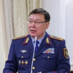 Сенатор Марат Қожаев Қазақстанда алгольге толық тыйым салуды ұсынды