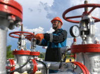 «Ресей экономикасындағы мұнай-газ саласы қарашада 35%-ға төмендеуі мүмкін». Reuters агенттігі есеп жүргізді