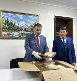 Ясауи мұрасы тағы бір құнды қолжазба еңбекпен толықты