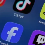 Аустралия билігі 16 жасқа дейінгі балаларға әлеуметтік желіні қолдануға тыйым салды