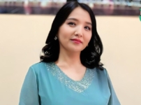 «Жылы күліп тұрармын, жұлдыз болып төбеңде». Бүгін — қазақ поэзиясының қызғалдағы Сағыныш Намазшамованың туған күні