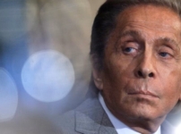 Атақты дизайнер Валентино Гаравани 93 жасында өмірден өтті