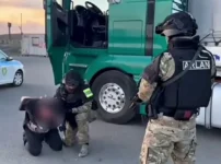 Павлодарда мигранттарды жүк көлігімен заңсыз тасымалдау әрекеті әшкереленді