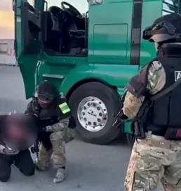 Павлодарда мигранттарды жүк көлігімен заңсыз тасымалдау әрекеті әшкереленді