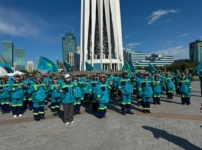 В Астане работники «Астана Тазалық» провели патриотическое мероприятие