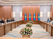 Тоқаев пен Милатович кеңейтілген құрамда екіжақты ынтымақтастықты талқылады