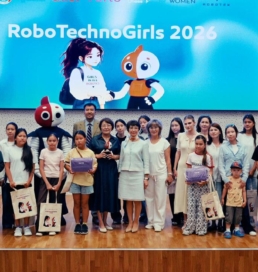Астанада қыз балаларға арналған RoboTechnoGirls робототехника лагері жұмысын бастады