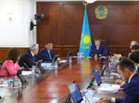 Жаңа Конституция Қазақстанның тұрақты экономикалық өсу моделіне көшуін айқындады – Олжас Бектенов