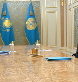 Президент Қазақстанның Қырғызстандағы жаңа елшісі Әбілқайыр Сқақовты қабылдады
