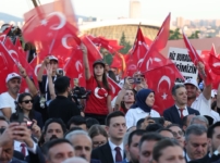 Tankları Durduran Cesur Millet: Türkiye’deki Darbe Girişiminin 10. Yılı