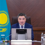 Бектенов өңірлердегі мектеп жөндеу жұмыстарының баяу қарқынын сынға алды