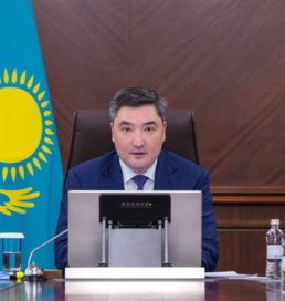Бектенов өңірлердегі мектеп жөндеу жұмыстарының баяу қарқынын сынға алды