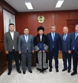 ҚҰРЫЛЫС САЛАСЫНЫҢ АРДАГЕРІНЕ ҚҰРМЕТ КӨРСЕТІЛДІ