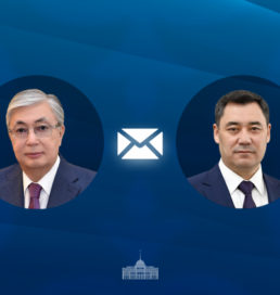 Қасым-Жомарт Тоқаев Садыр Жапаровты Қырғызстанның Тәуелсіздік күнімен құттықтады