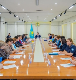 Астанада ерекше балаларды қолдау және жасөспірімдер қауіпсіздігі мәселелері қаралды