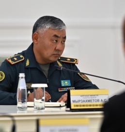 Президент жаңа Қорғаныс министрі Айдос Мырзахметовті таныстырды