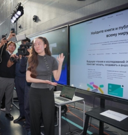 SDU студенттері университеттік курстар әзірлеуге арналған AI-платформа ұсынды