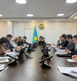 Қазақстанда 1414 арқылы скрининг пен вакцинация туралы SMS-хабарламалар жіберіледі