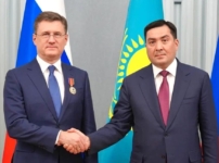 Қазақстанның Энергетика министрі Александр Новакқа «Достық» орденін табыстады